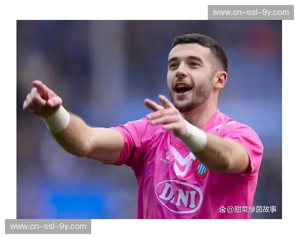 巴萨门神霍安·加西亚获奖坦言：对多线争冠前景感到乐观