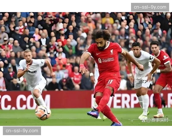 吉鲁点射破门创纪录,39岁老将诠释法甲长青传奇 吉鲁点射破门创纪录,39岁老将诠释法甲长青传奇