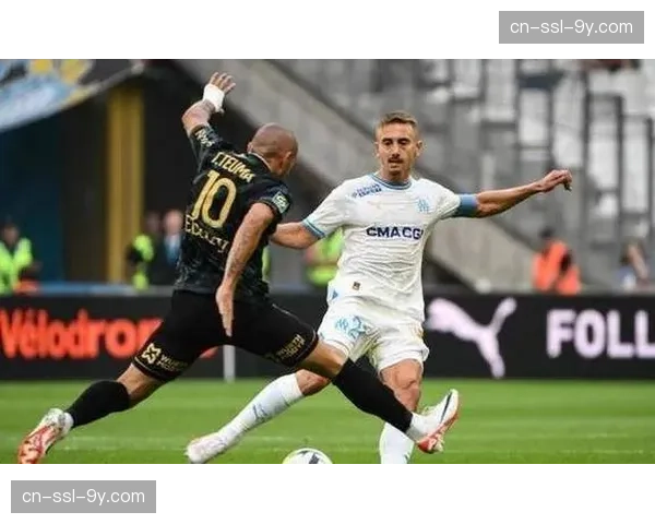 克莱蒙1-3不敌兰斯，保级形势进一步恶化